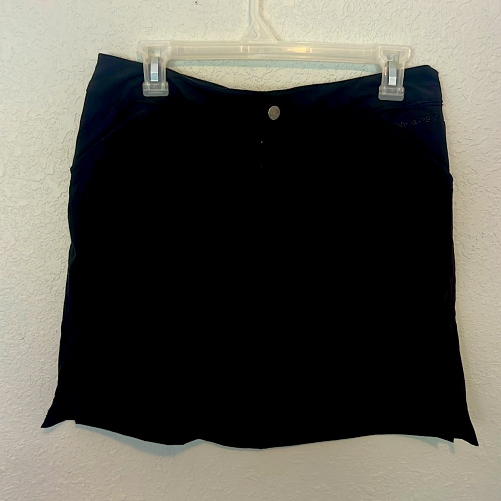 The North Face TNF Apex skirt/skort size 8 black